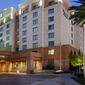 Hotel Embassy By Hilton Riverfront Promenade ****